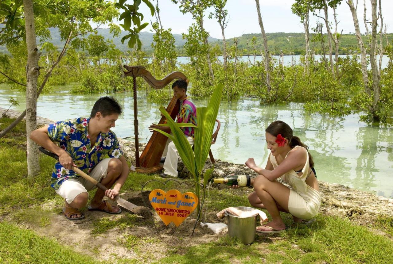 Badian Island Wellness Resort Buitenkant foto